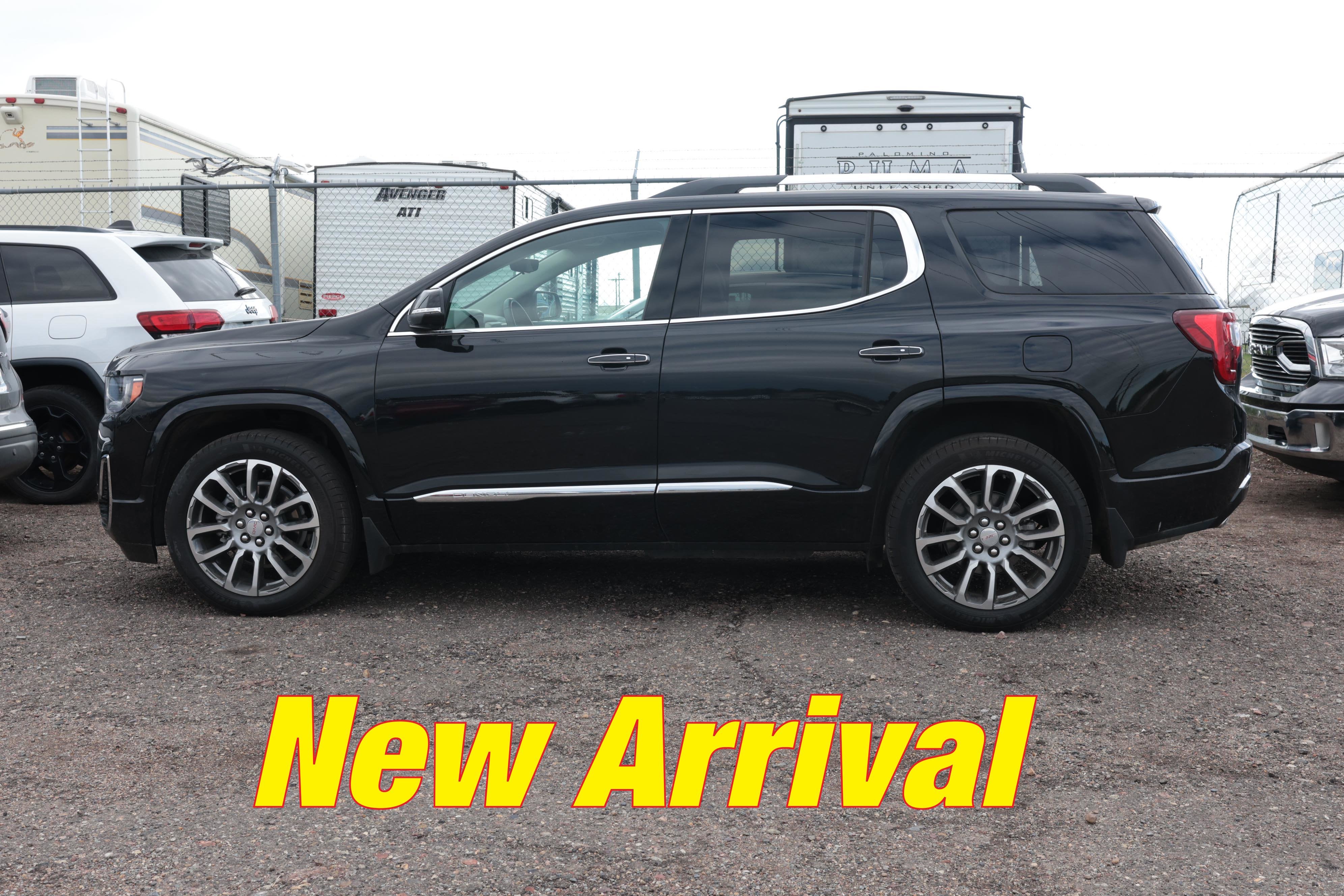2023 GMC Acadia Denali