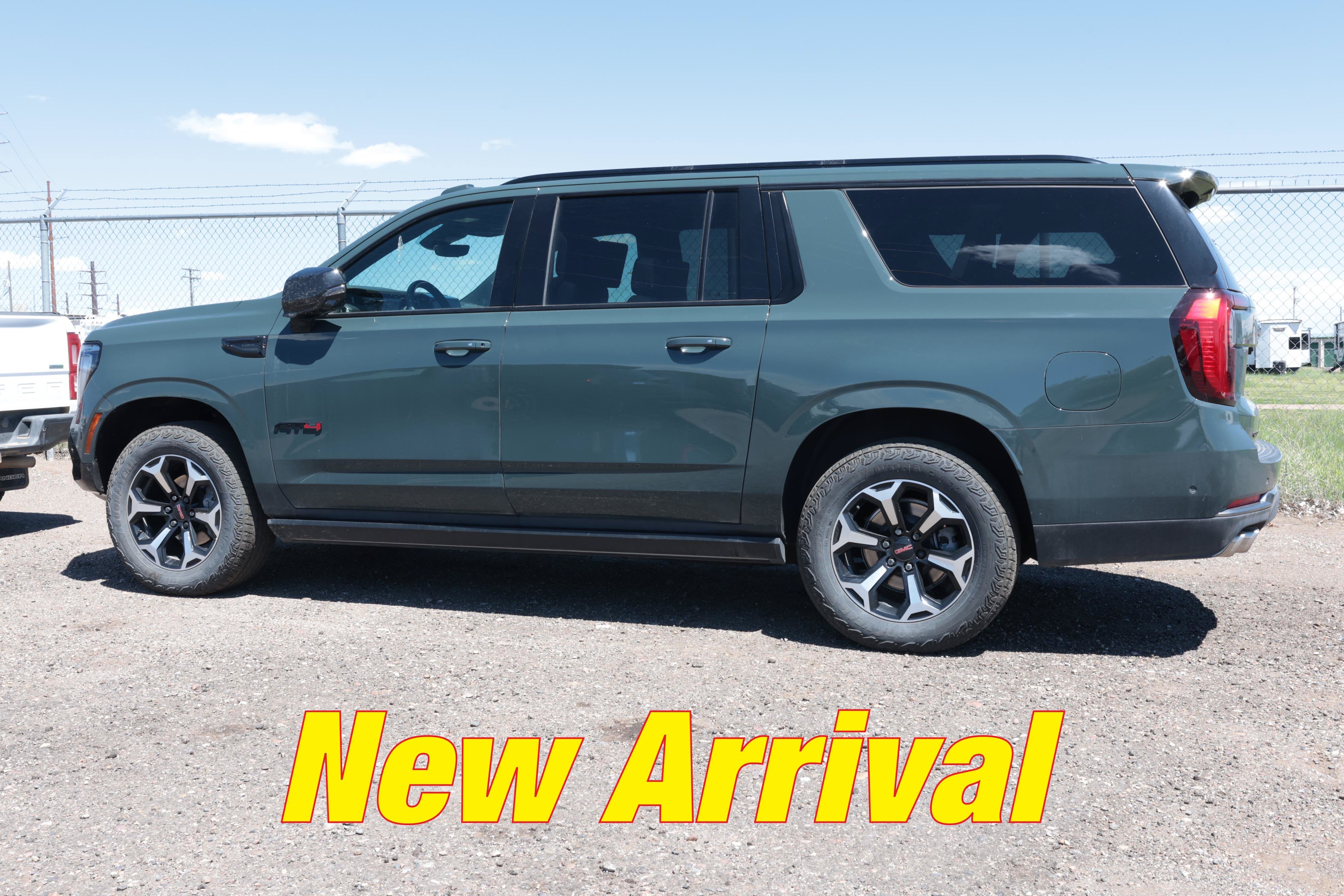 2025 GMC Yukon XL AT4