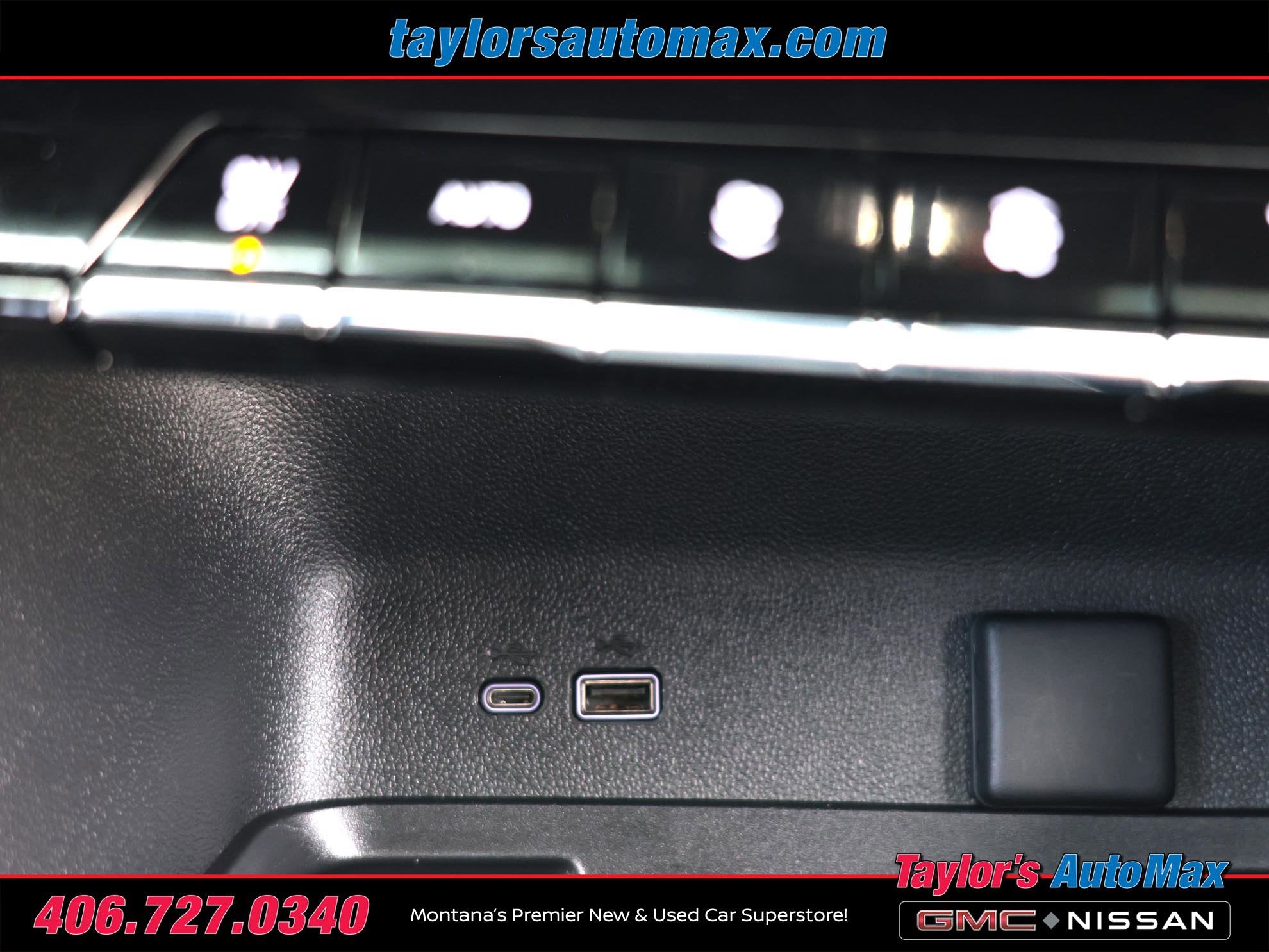 2024 Chevrolet Traverse AWD RS