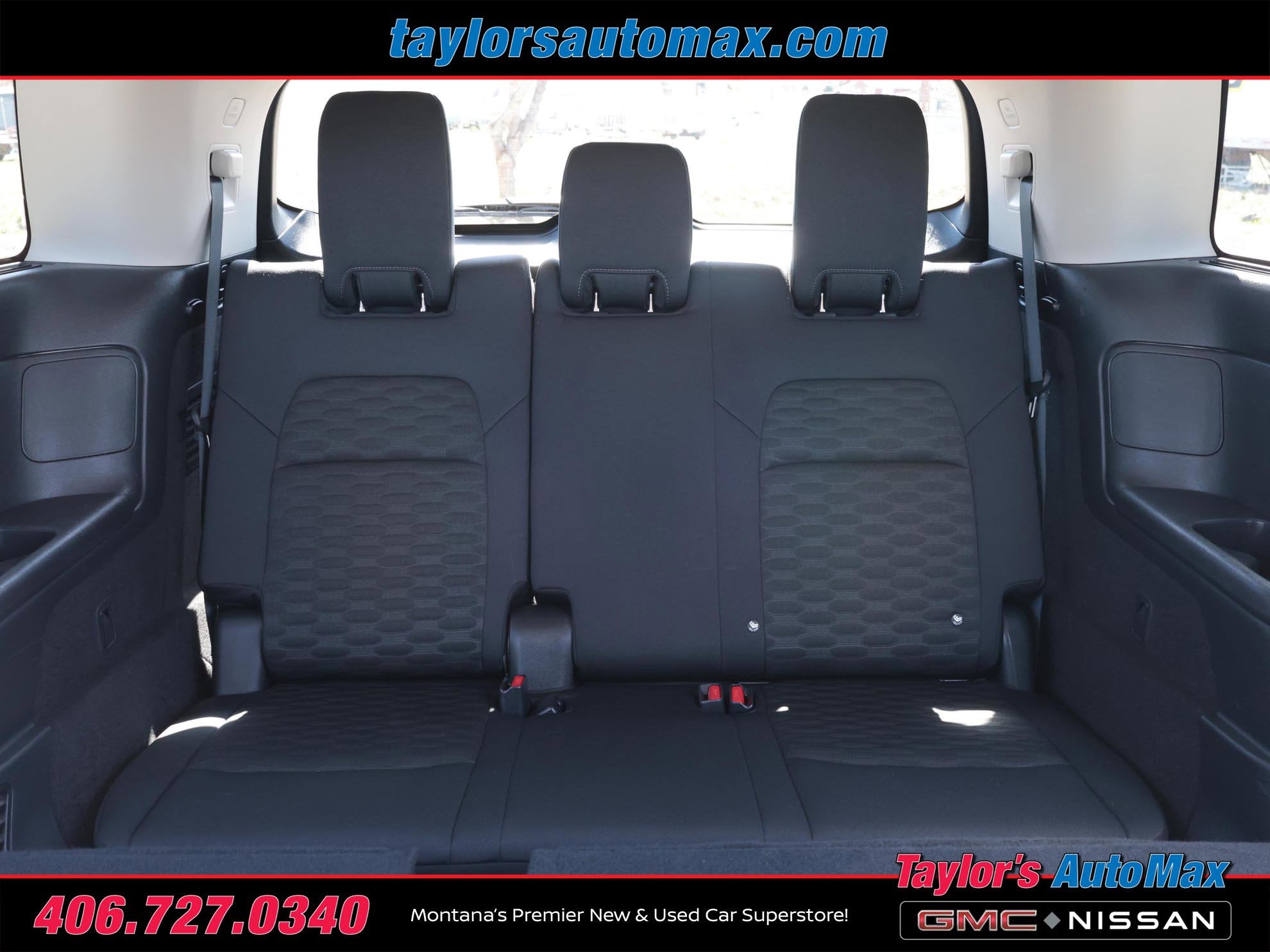 2024 Nissan Pathfinder S