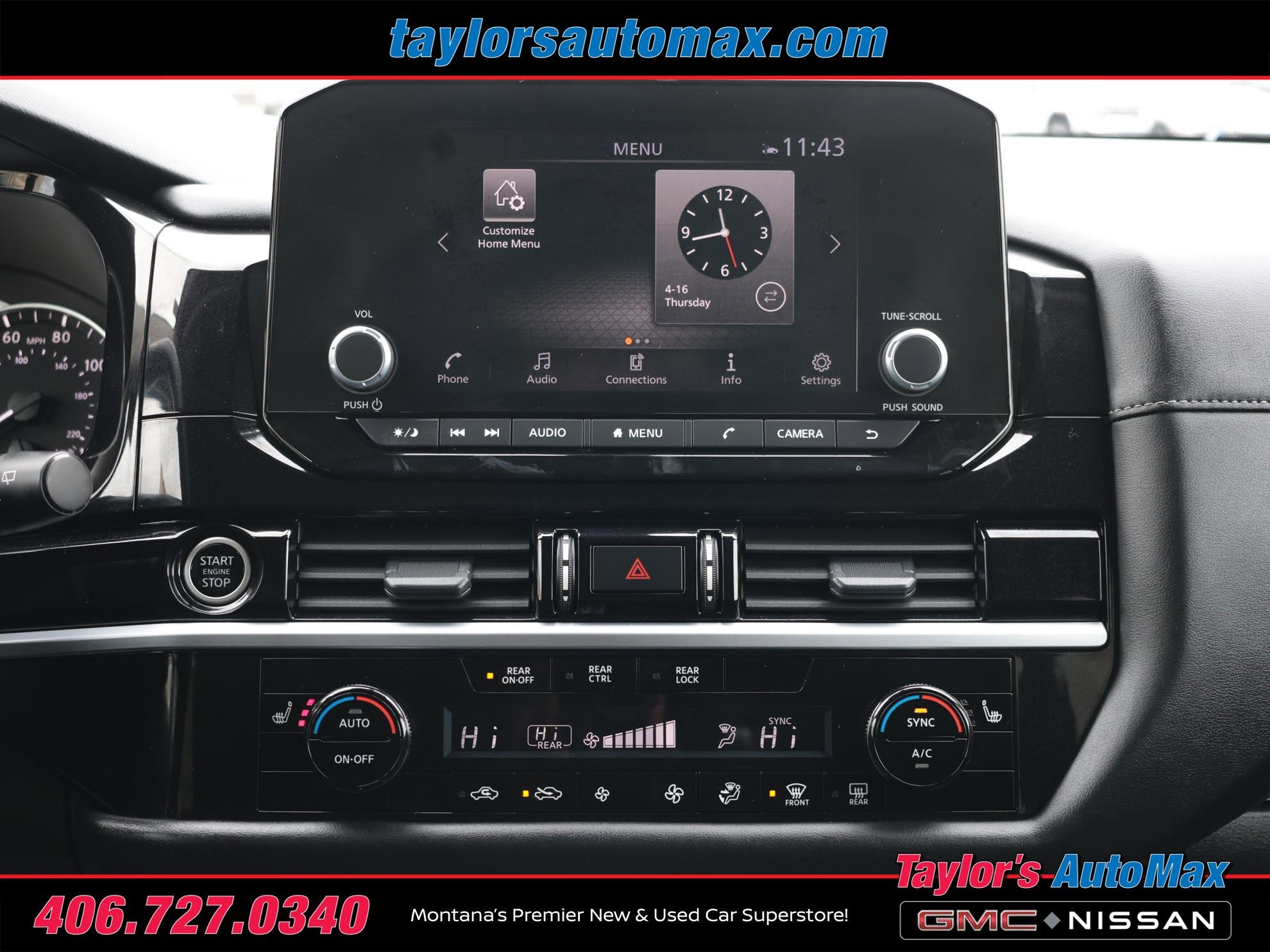 2024 Nissan Pathfinder SV