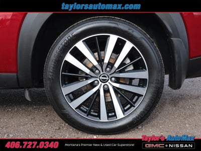 2023 Nissan Pathfinder SL